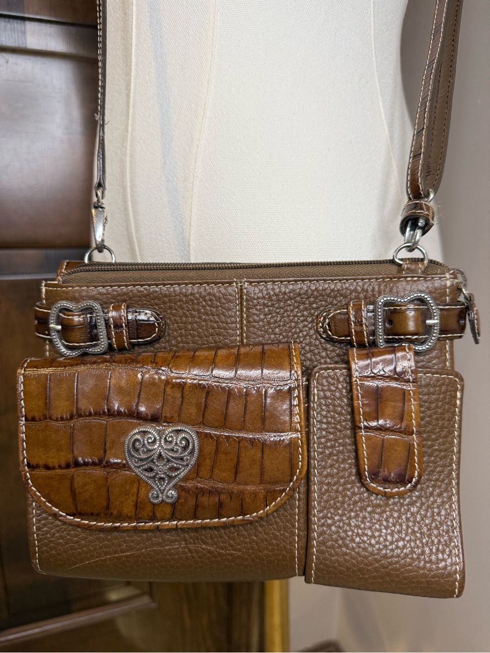 Brighton Brown Leather Croc Embossed Crossbody Wallet Bag Organizer